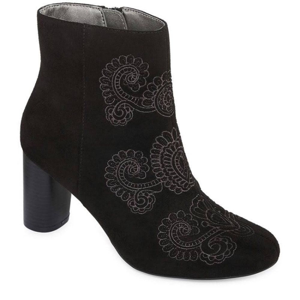 Embroidered Black Bootie